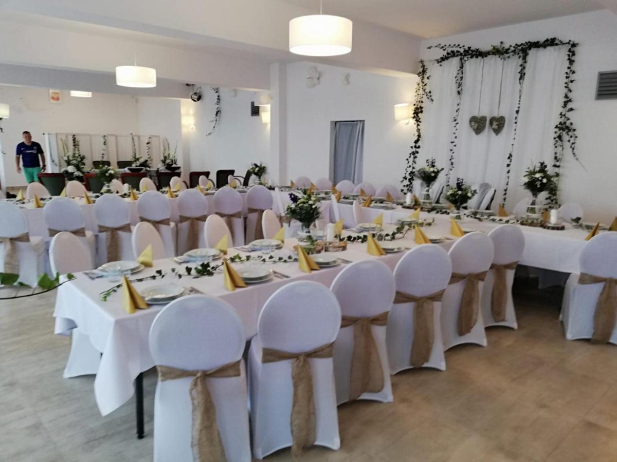 Pensjonat Dlugie Nowicki Rooms & Apartments Kültér fotó